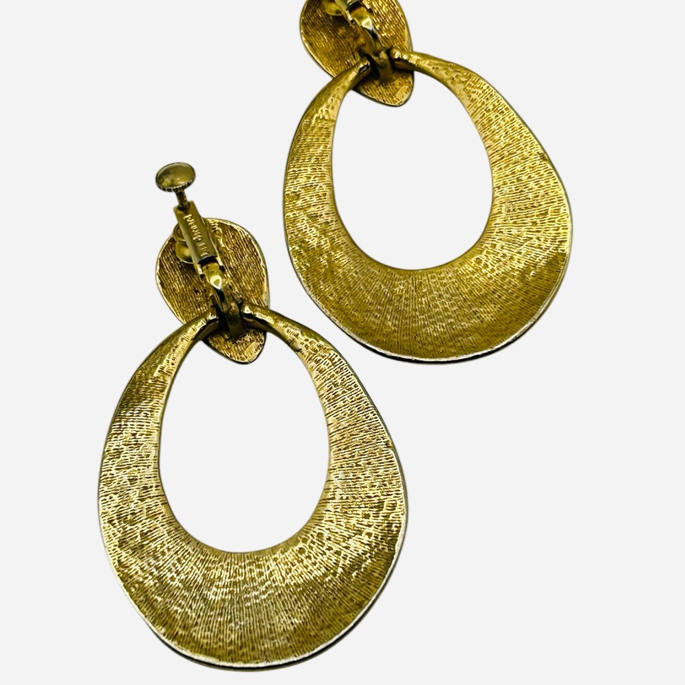 Huge Les Bernard Matte Gold Plate Door Knocker Clip Earrings - Picture 3 of 3